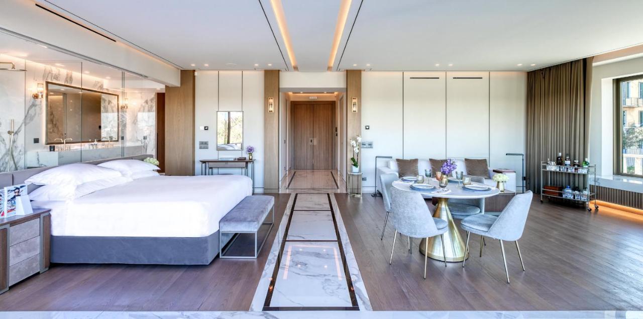 King Suite Balcony